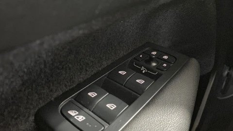 Volvo XC40 2.0 B3 G Core Auto