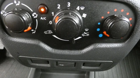 Dacia Dokker  Van Gasolina/Gas  Van 1.6 GLP Essential 80kW