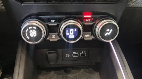 Renault Clio Techno TCe 90 (67kw)