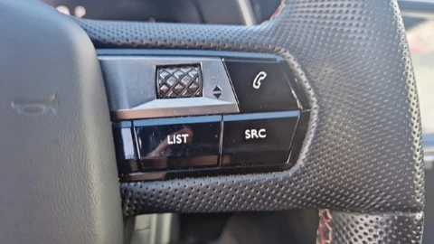 DS 7 BlueHDi 130 Automático PERF LINE +