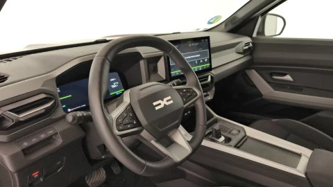 Dacia Bigster  Hybrid Journey 4x2 115KW