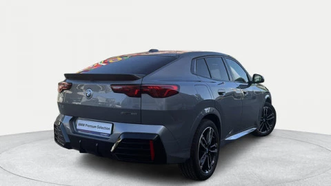 BMW iX2 eDrive20