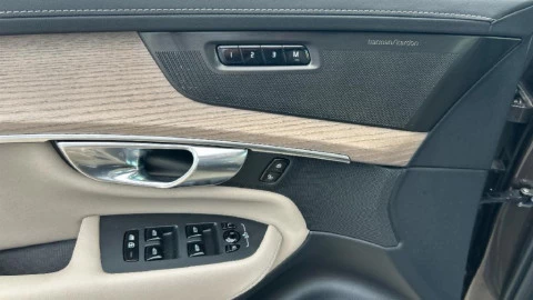 Volvo XC90 2.0 B5 Gasolina AWD Plus Bright Auto