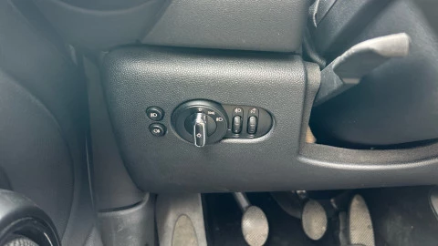 MINI ONE 5 PUERTAS