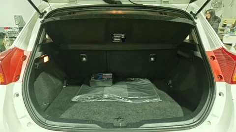 Toyota Auris 90D Active