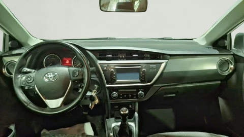 Toyota Auris 90D Active