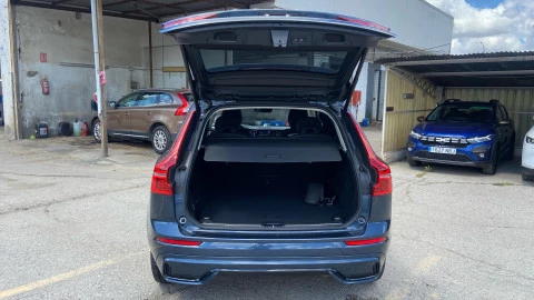 Volvo XC60 2.0 B5 G MHEV Ultra Dark Auto AWD