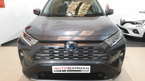 Toyota Rav4 2.5l 220H Luxury