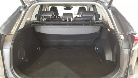 Toyota Rav4 2.5l 220H Luxury