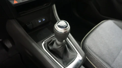 Renault Captur techno TCe 85kW (115CV)