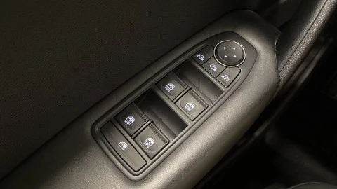 Renault Captur  TCe Intens 74kW GLP