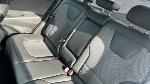 Kia Niro 1.6 GDi HEV 104kW (141CV) Drive