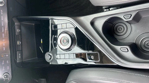 Kia Niro 1.6 GDi HEV 104kW (141CV) Drive