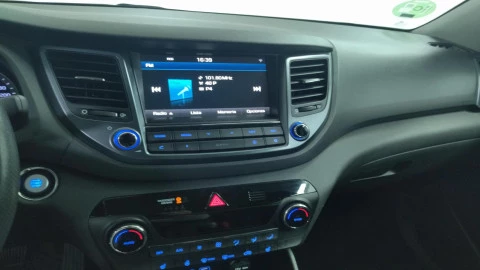 Hyundai Tucson 2.0 CRDi 100kW Tecno Sky Safe Auto 4x4