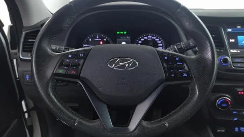 Hyundai Tucson 2.0 CRDi 100kW Tecno Sky Safe Auto 4x4