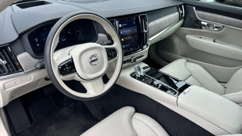 Volvo S90 2.0 T8 Twin AWD Recharg Ultimate Dark AT