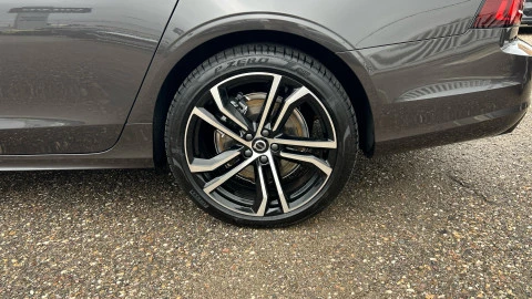 Volvo S90 2.0 T8 Twin AWD Recharg Ultimate Dark AT