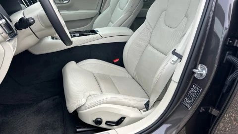 Volvo S90 2.0 T8 Twin AWD Recharg Ultimate Dark AT