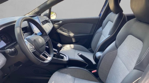 Renault Clio Techno TCe 90 (67kw)