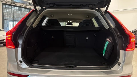 Volvo XC60 B4 D Momentum Pro Auto 145 kW (197 CV)