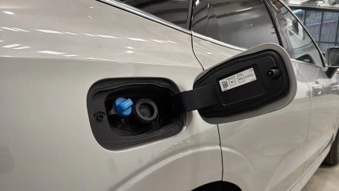 Volvo XC60 B4 D Momentum Pro Auto 145 kW (197 CV)