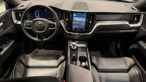 Volvo XC60 B4 G Plus Dark Auto 145 kW (197 CV)