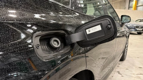 Volvo XC60 B4 G Plus Dark Auto 145 kW (197 CV)