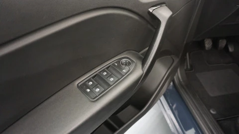 Renault Captur equilibre TCe 67kW (90CV)