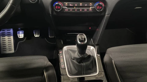 Kia Ceed  1.6 MHEV iMT Eco-Dynamics GT Line 136
