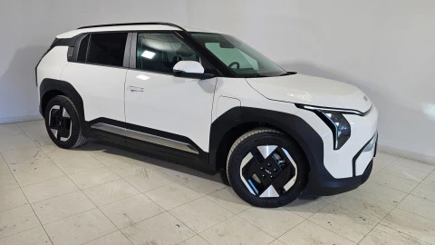 Kia EV3 Earth Long Range