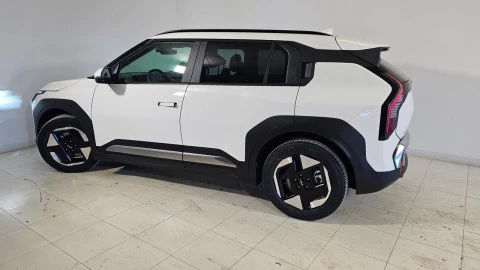 Kia EV3 Earth Long Range