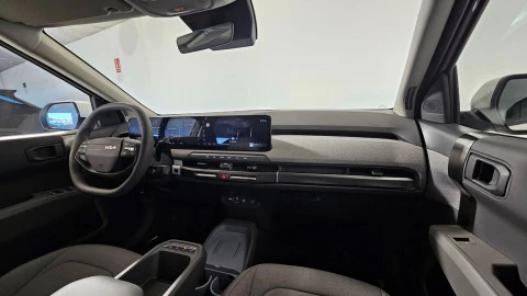 Kia EV3 Earth Long Range