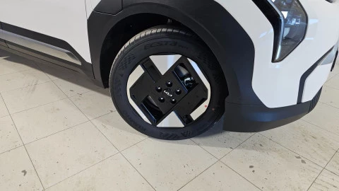 Kia EV3 Earth Long Range