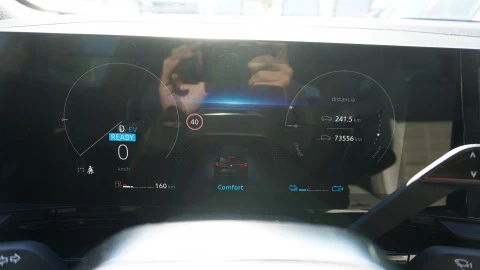 Renault Espace Iconic E-Tech full hybrid 146kW