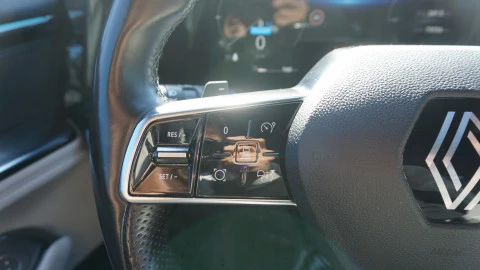 Renault Espace Iconic E-Tech full hybrid 146kW