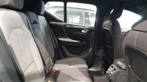 Volvo XC40 2.0 B3 G Core Auto