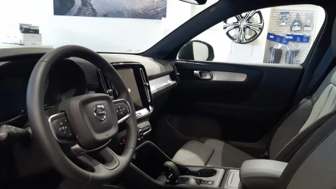 Volvo XC40 2.0 B3 G Core Auto