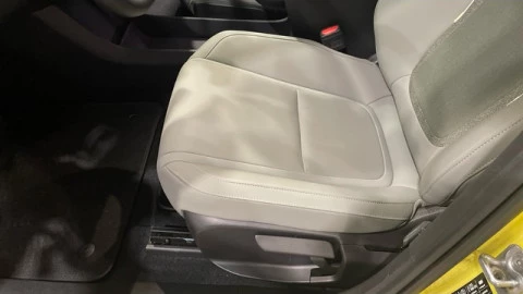 Volvo EX30 Single Motor Extended Range Plus Auto 200 kW (272 CV)