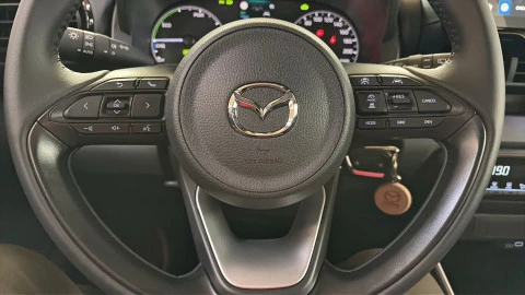 Mazda 2  Hybrid 1.5 CVT Centre-Line 85KW