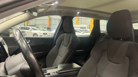 Volvo XC60 T6 Recharge Inscription Expression AWD Auto 250 kW (340 CV)