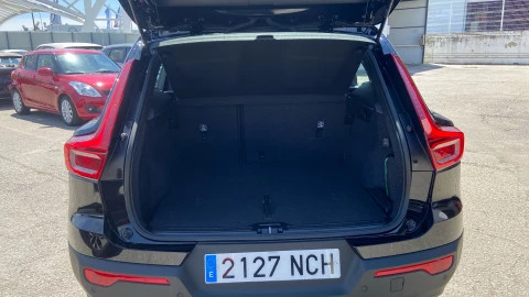 Volvo XC40 2.0 B3 G Essential Auto