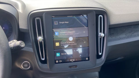 Volvo XC40 2.0 B3 G Essential Auto