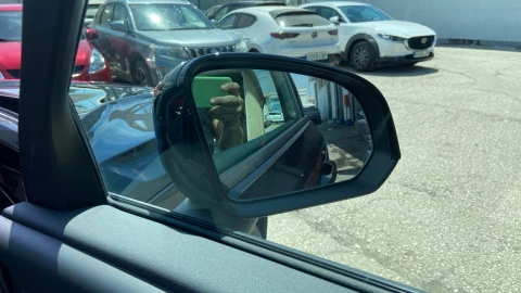 Volvo XC40 2.0 B3 G Essential Auto