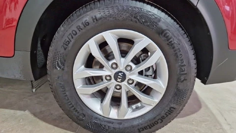 Kia Sportage 1.6 MHEV Business 85kW (115CV) 4x2