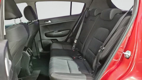 Kia Sportage 1.6 MHEV Business 85kW (115CV) 4x2