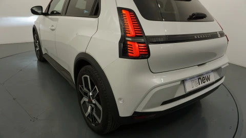 Renault 5 E-Tech Techno 90kW (120CV) Autonomía Urbana