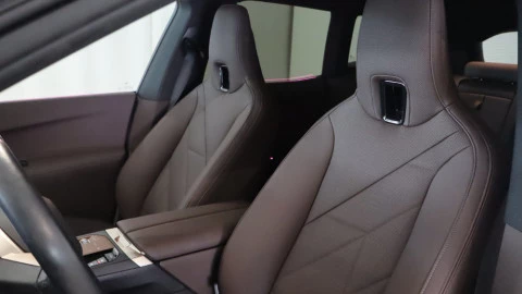 BMW Serie iX xDrive 40 BMW Serie iX xDrive 40