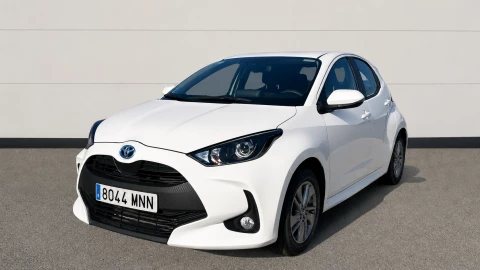 Toyota Yaris 1.5 120H Business Plus