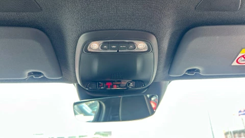 Volvo XC40 2.0 B4 G AWD R-Design Auto