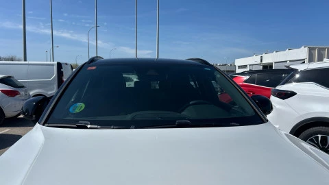 Volvo XC40 2.0 B4 G AWD R-Design Auto